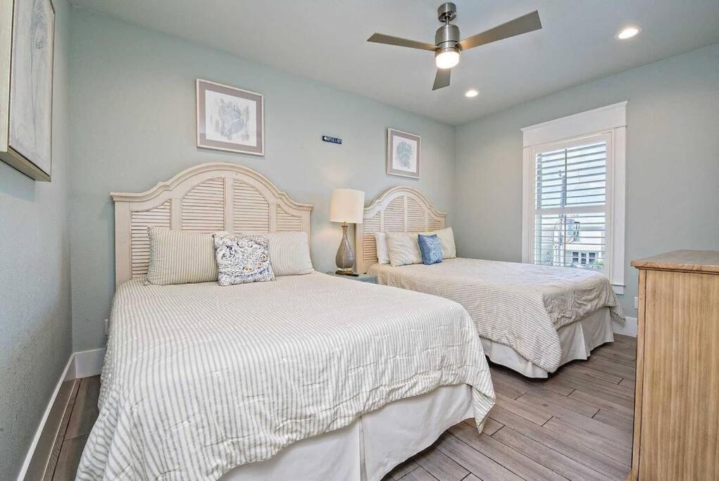 Beachfront~8Bedrooms~Lemonshello Gulf Shores Bagian luar foto